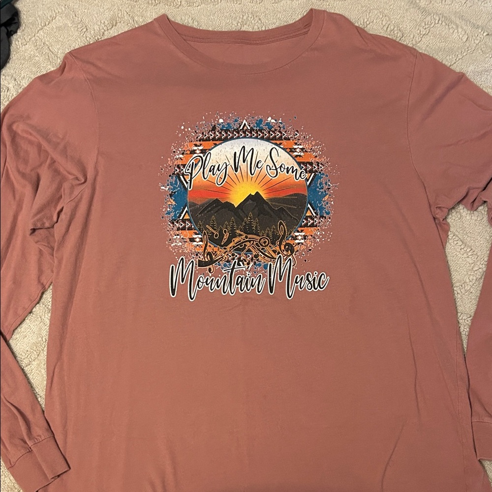 Mountain Music Graphic Long Sleeve Shirt - Pink